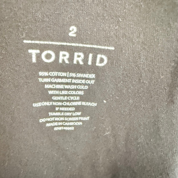 Torrid Women's Black & White BADASS Leggings Plus Size 2 - Picture 4 of 5